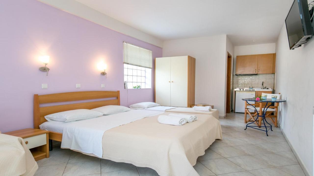 Amversa'S House Potos Exterior photo