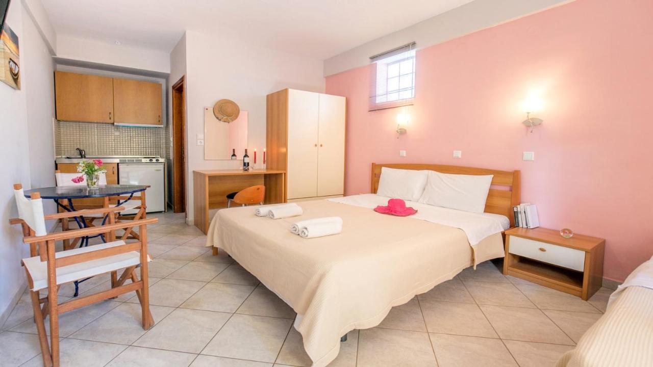 Amversa'S House Potos Exterior photo