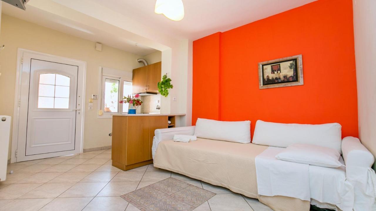 Amversa'S House Potos Exterior photo